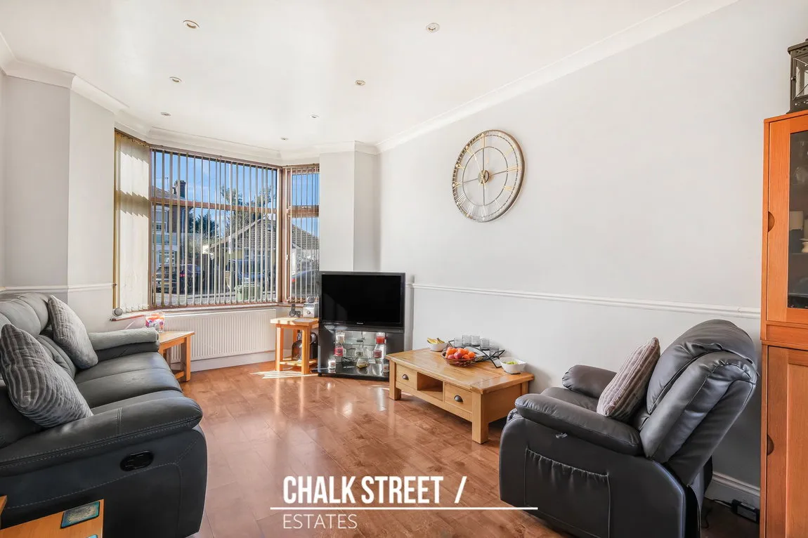 Havering Road, Romford, RM1 4QU, photo 3