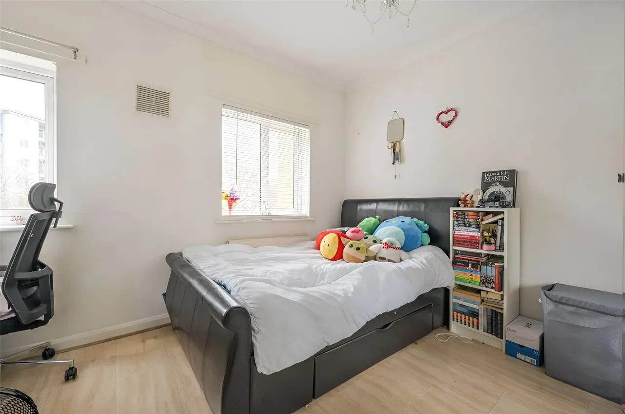 Abbott Road, London, E14, photo 8