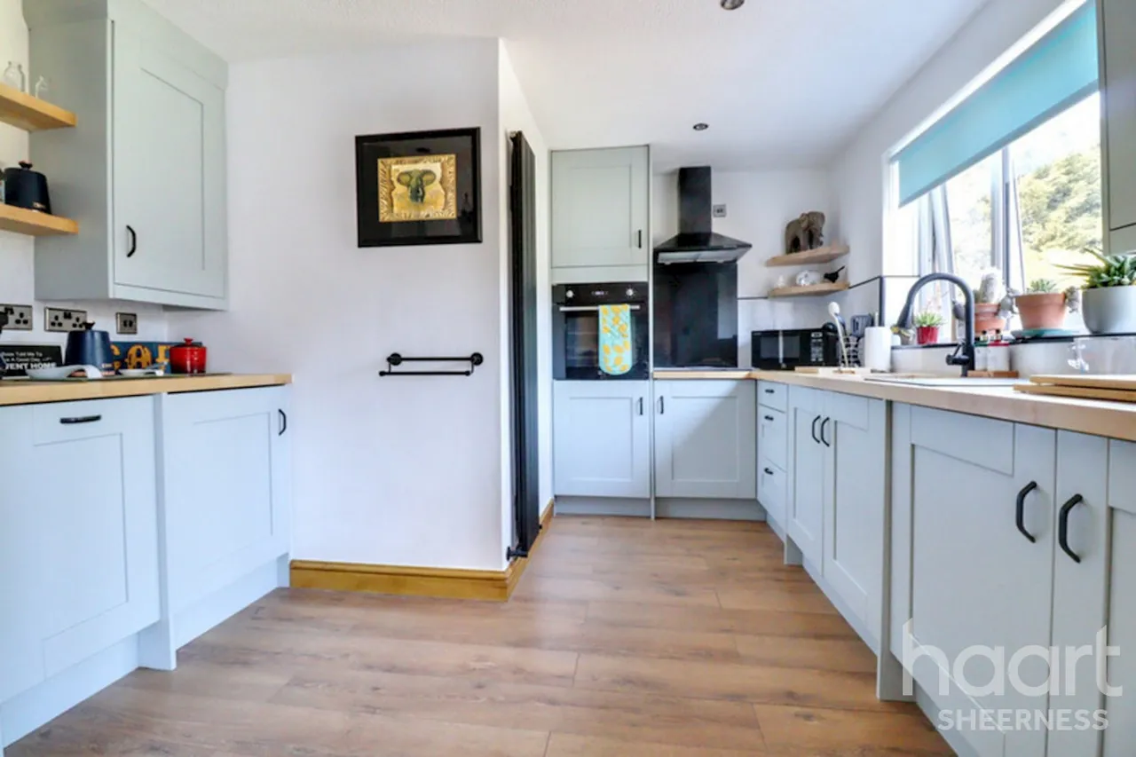 Drake Avenue, Minster-on-sea, ME12, photo 9