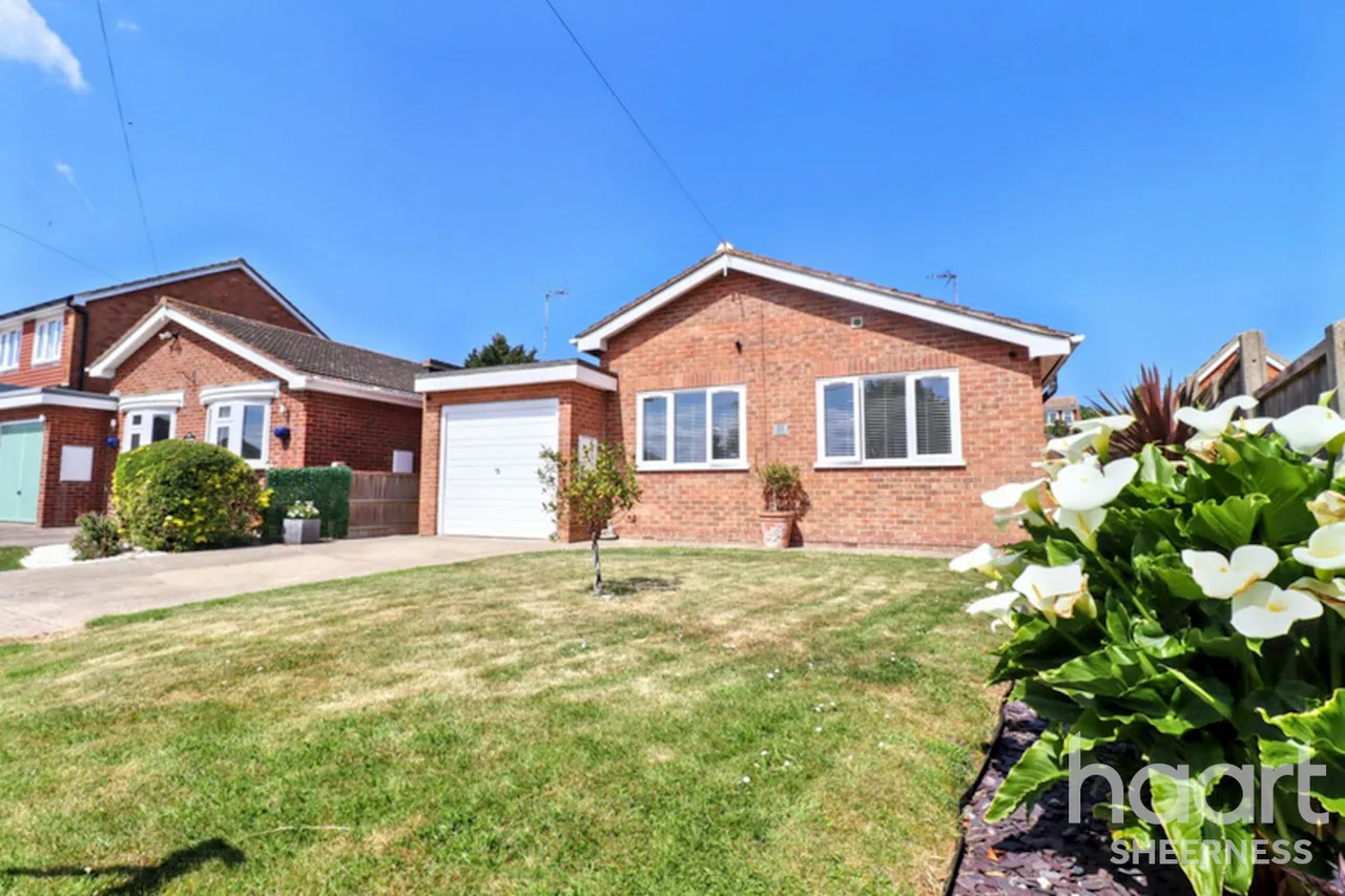 3 bed house for sale, Drake Avenue, Minster-on-sea, ME12