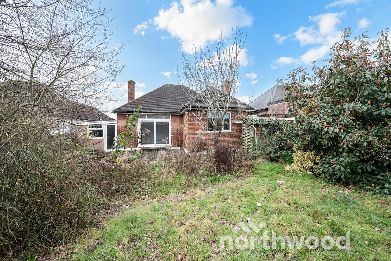 Preston Drive, Ewell, KT19, photo 12