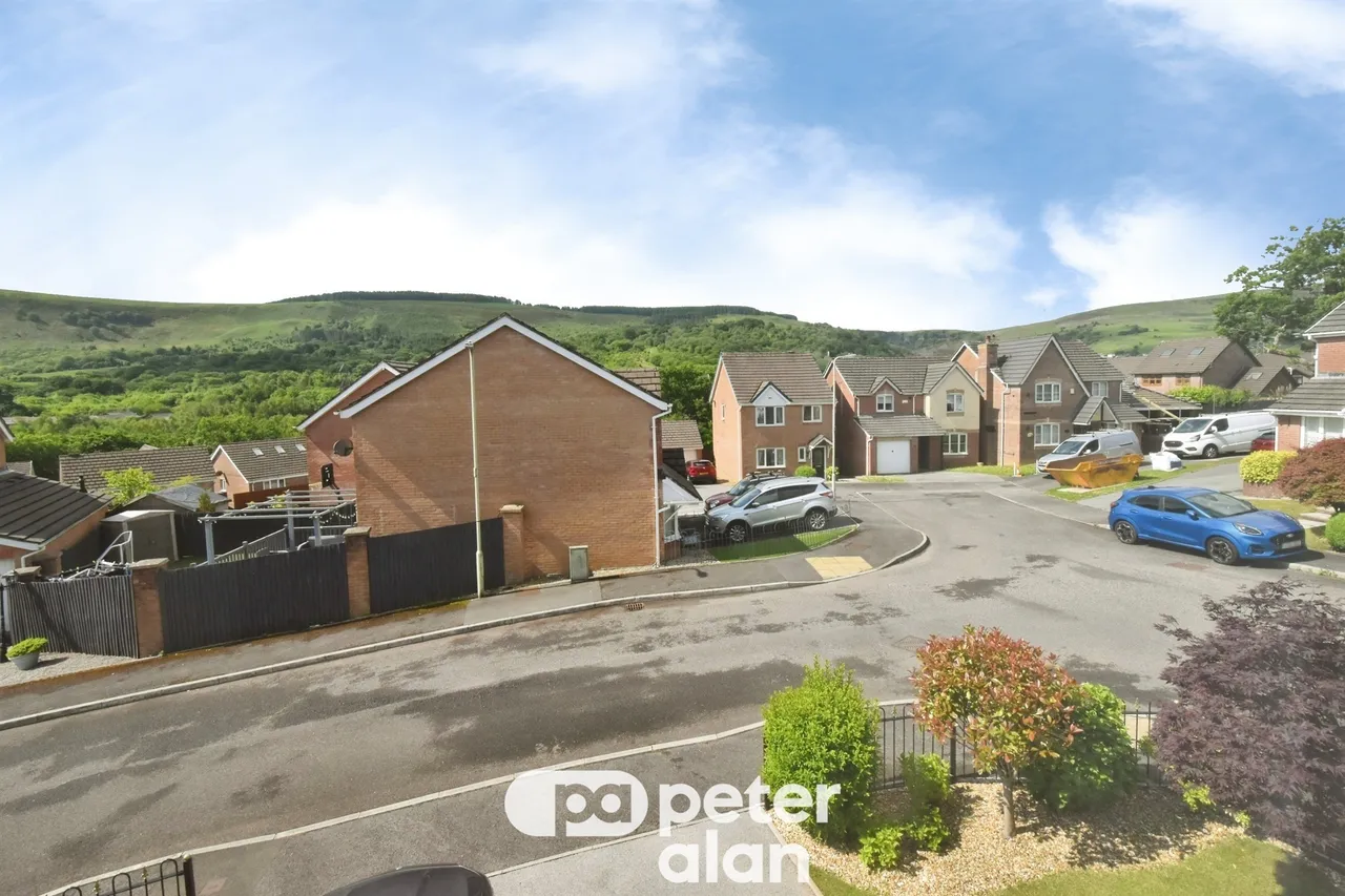 The Rise, Aberdare, CF44, photo 29