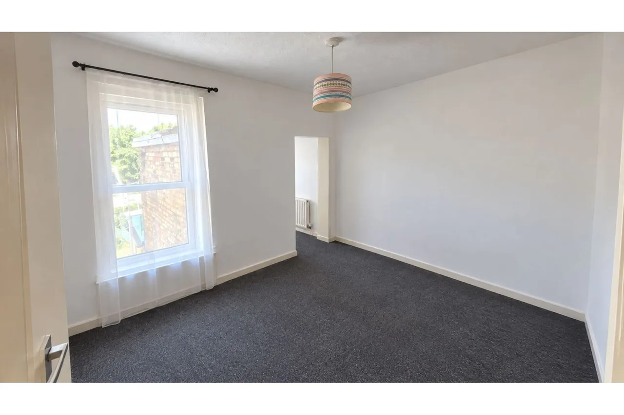 Bourges Boulevard, Peterborough, PE1, photo 5