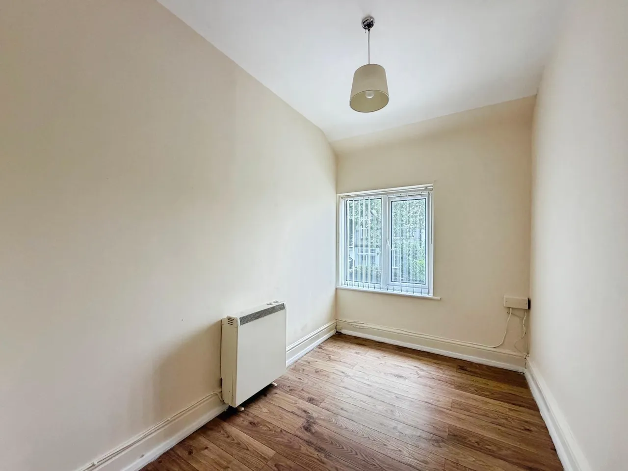 Garston Old Road, Liverpool, L19, photo 11