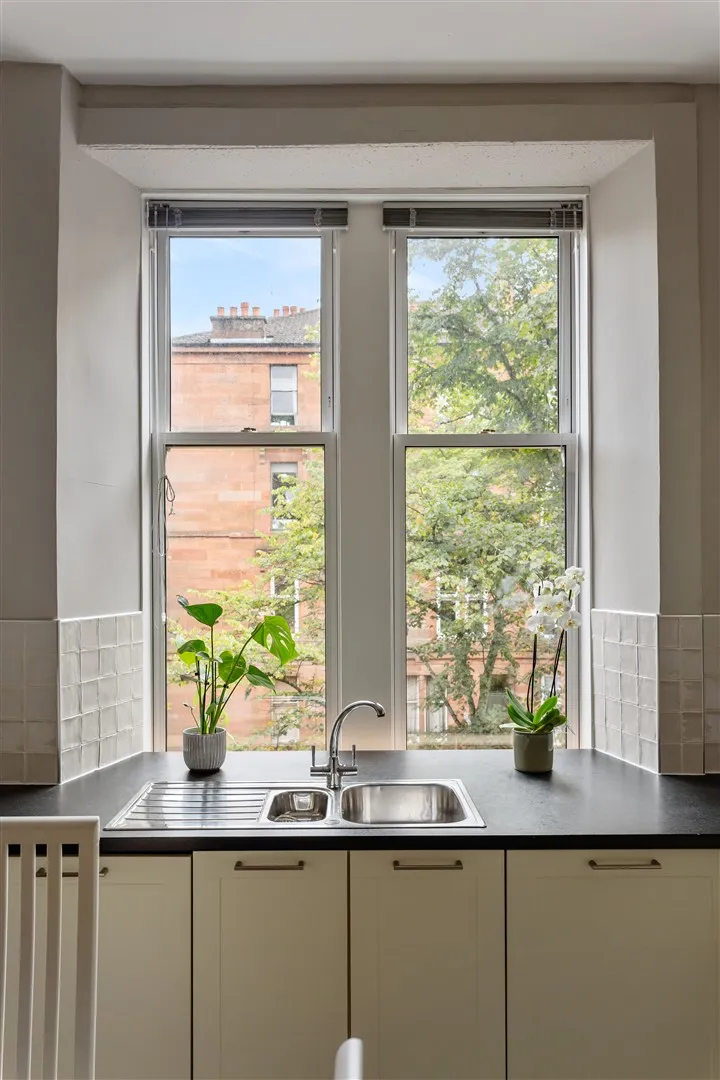 2/3 105 Clarence Drive, Hyndland, G12 9RW, photo 11