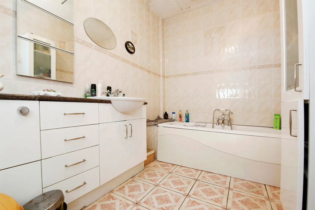 Berkeley Avenue, Hartlepool, TS25, photo 13