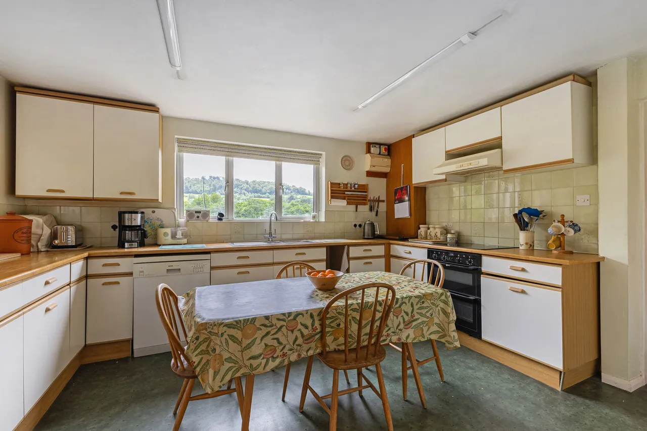 Kings Mill Lane, Painswick, Stroud, GL6, photo 8