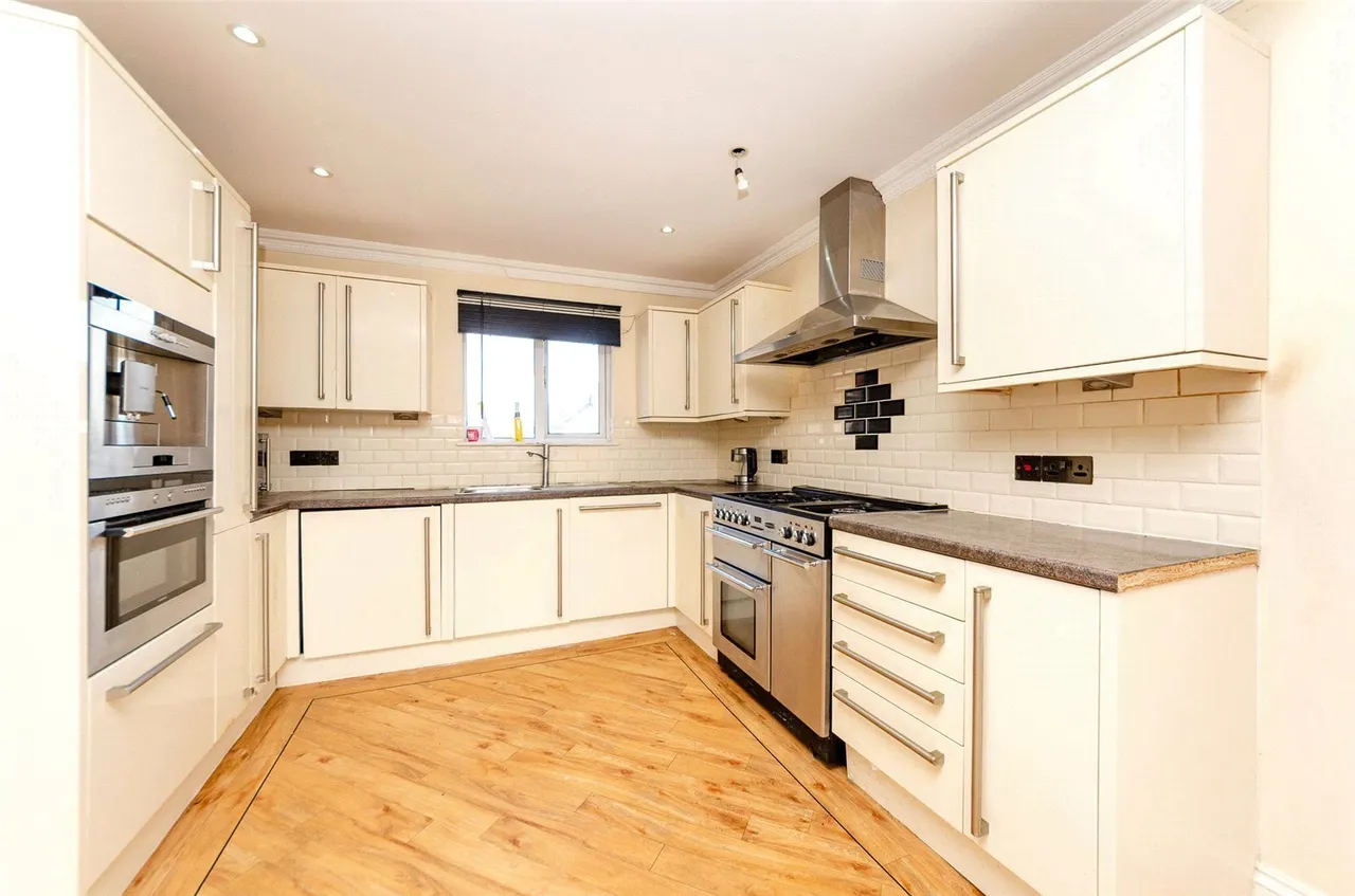 Mostyn Avenue, Llandudno, LL30, photo 7