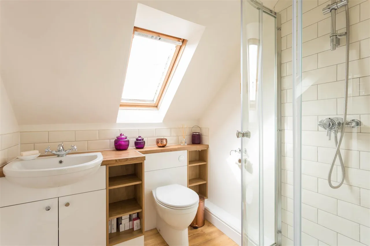 Wilsham Road, photo 8