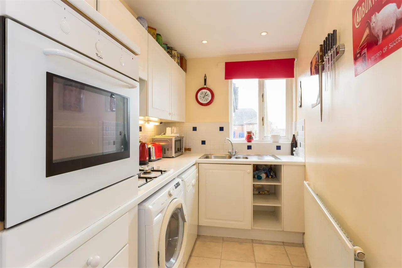 Wilsham Road, photo 5