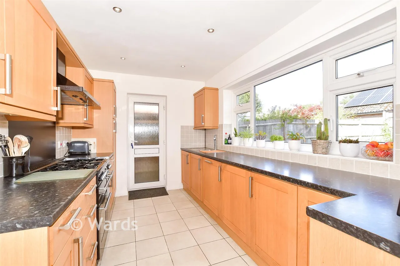 Whistler Road, Tonbridge, TN10, photo 3