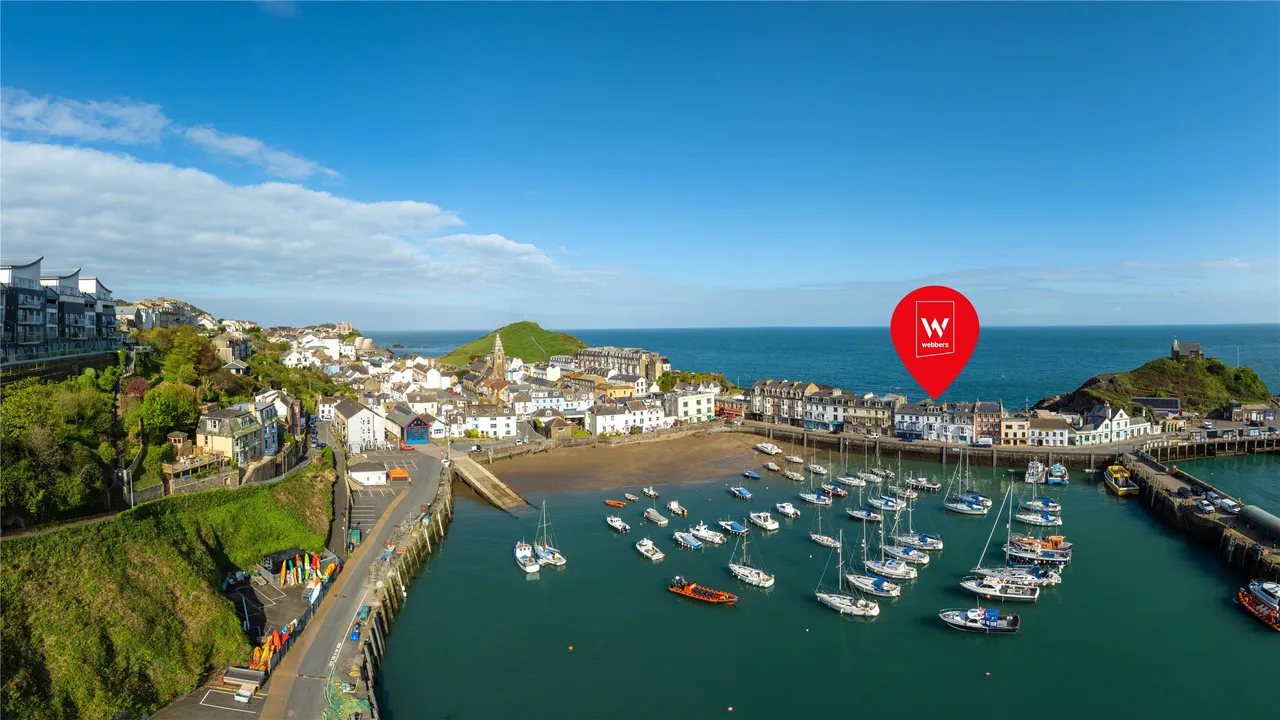 4 bed house for sale, The Quay, Ilfracombe, EX34