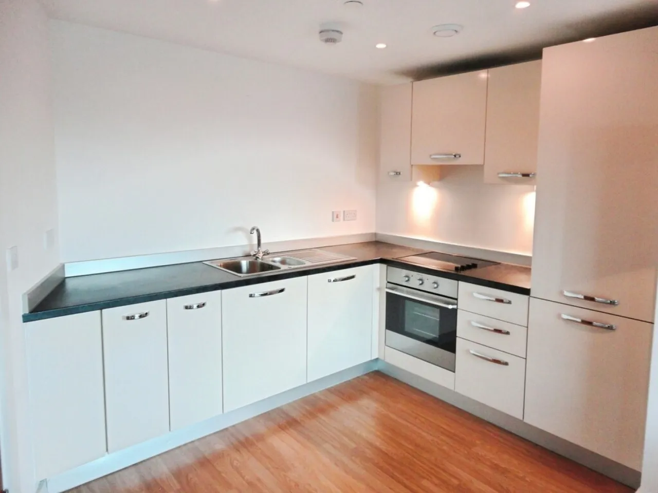St Peters Square, LS9, photo 5
