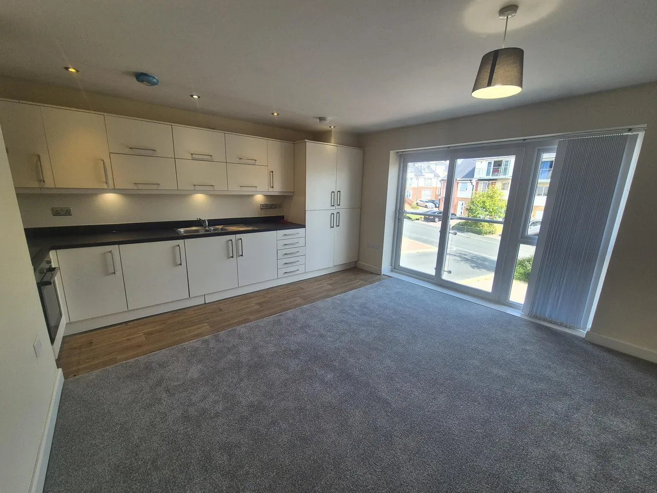 2 bed flat to rent, Y Bae, Bangor, LL57