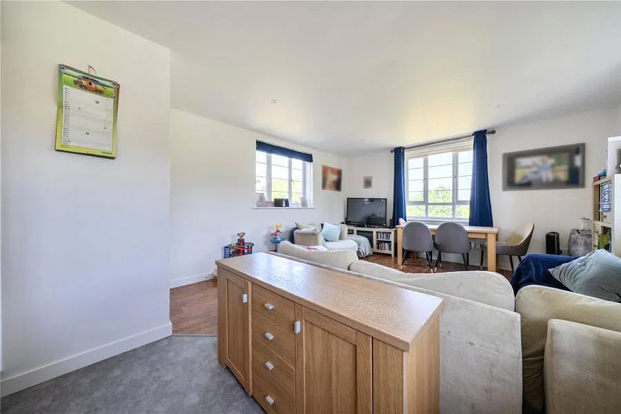 Bakersgate Gardens, Pirbright, GU24, photo 13