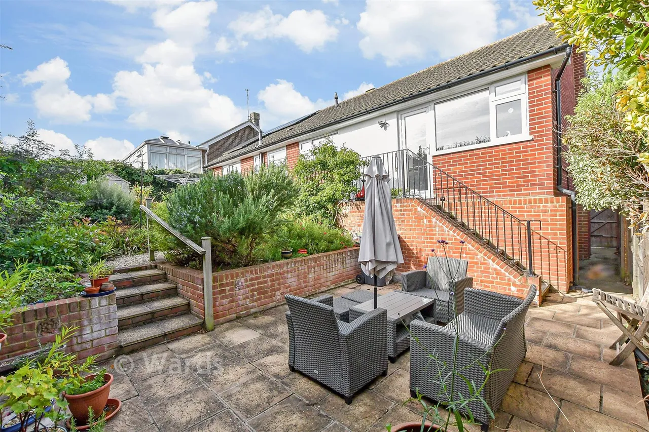 Queens Avenue, Broadstairs, CT10, photo 11