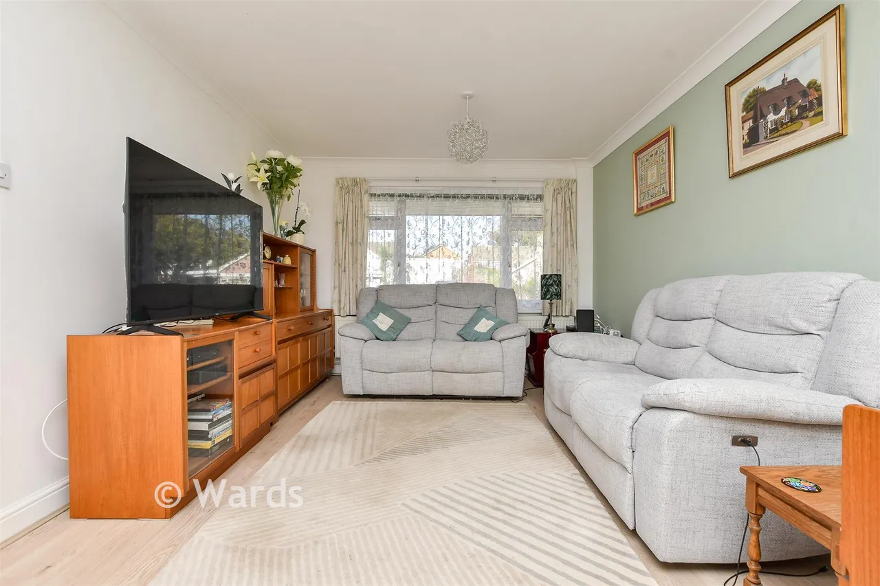 Queens Avenue, Broadstairs, CT10, photo 4