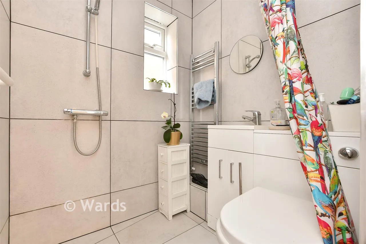 Queens Avenue, Broadstairs, CT10, photo 8