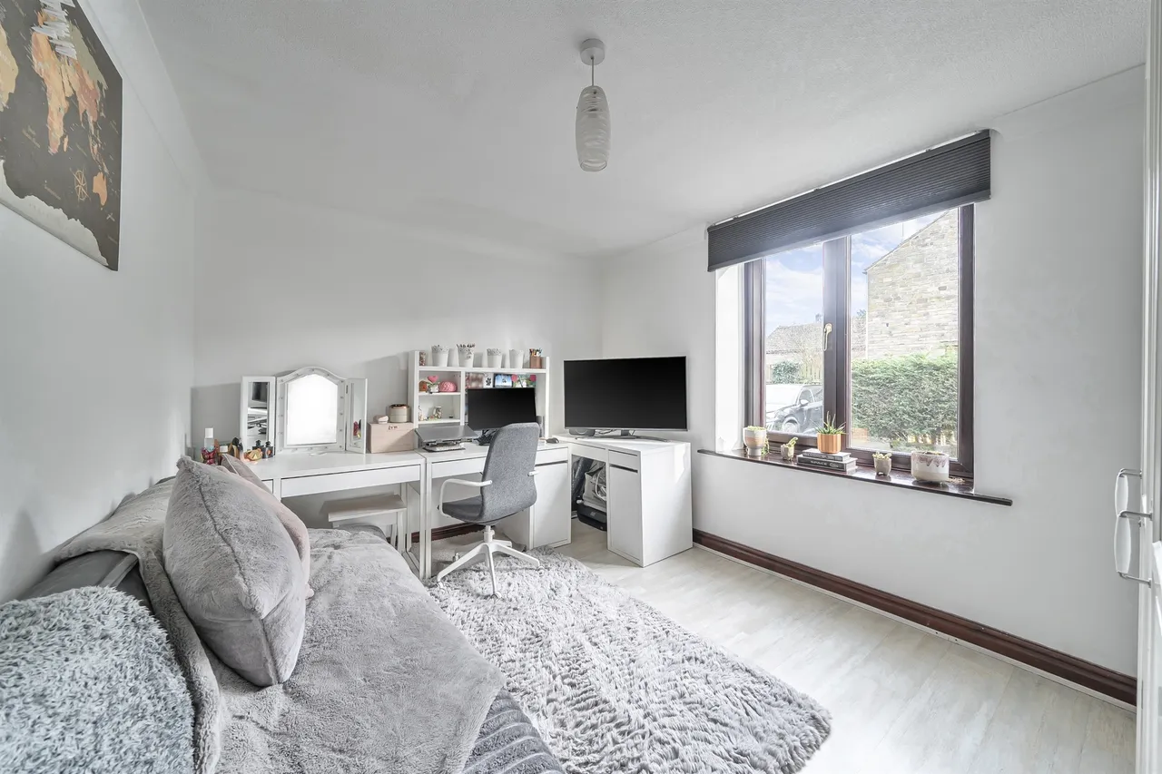 Briestfield Road, Grange Moor, WF4, photo 11