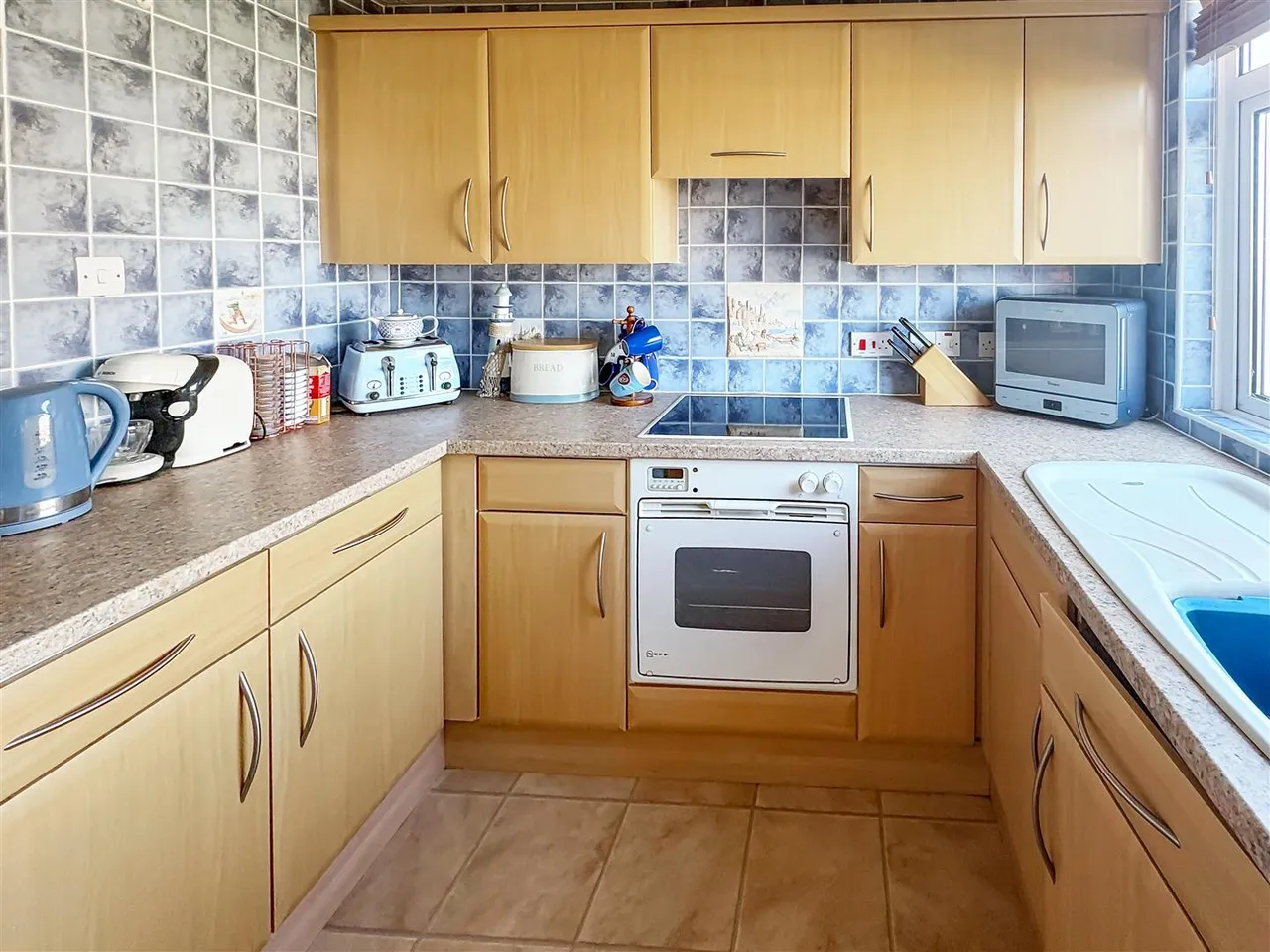 Overstrand Avenue, Rustington, photo 8