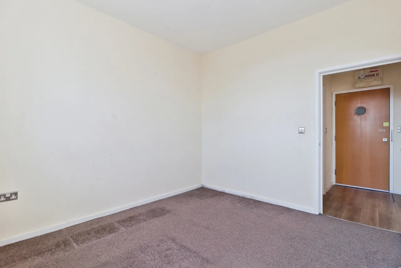Calderwood Street, London, SE18, photo 14