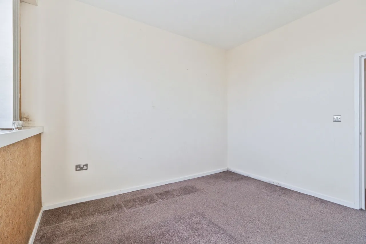 Calderwood Street, London, SE18, photo 15