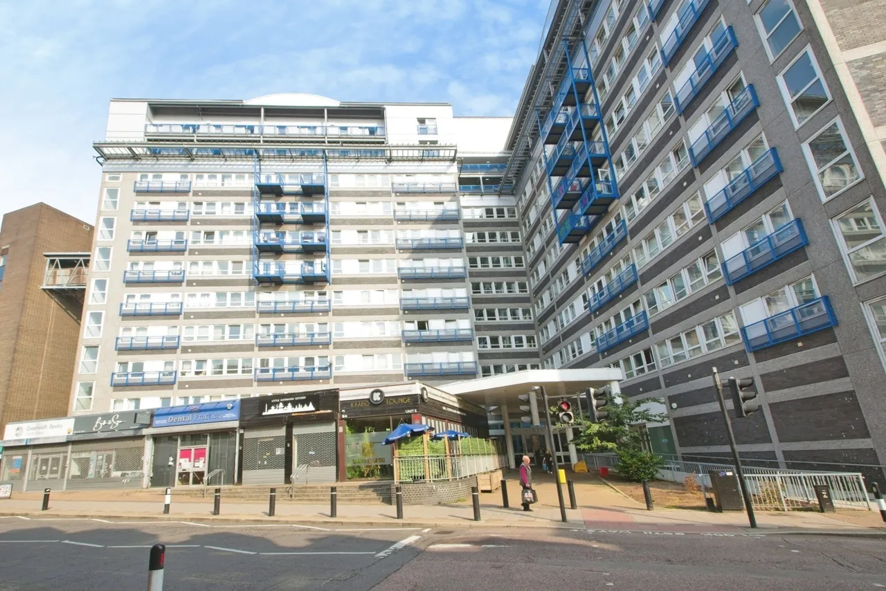 Calderwood Street, London, SE18, photo 20
