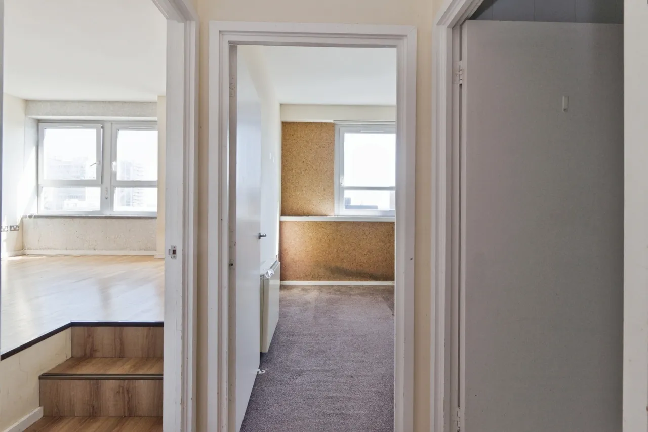 Calderwood Street, London, SE18, photo 18