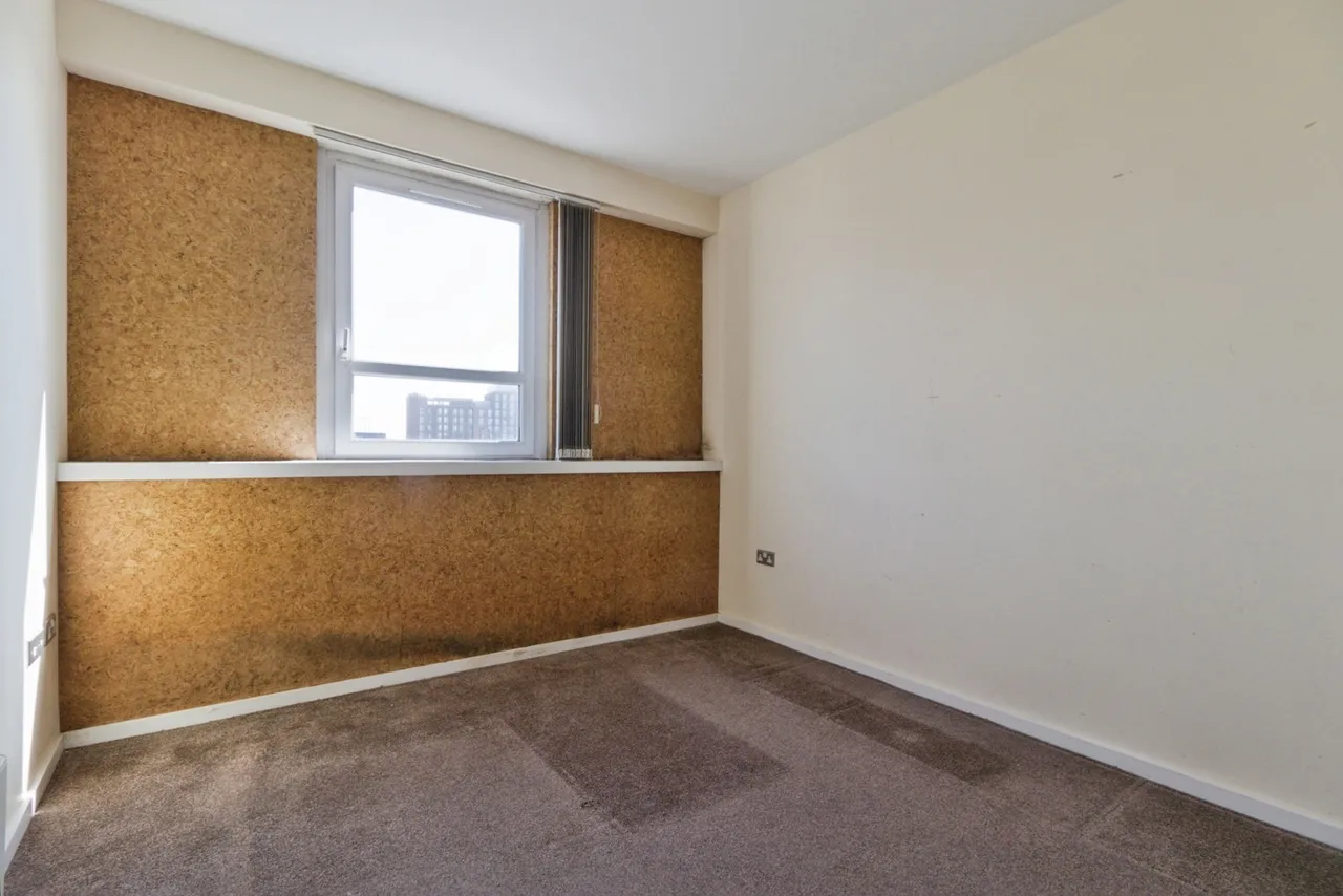 Calderwood Street, London, SE18, photo 11