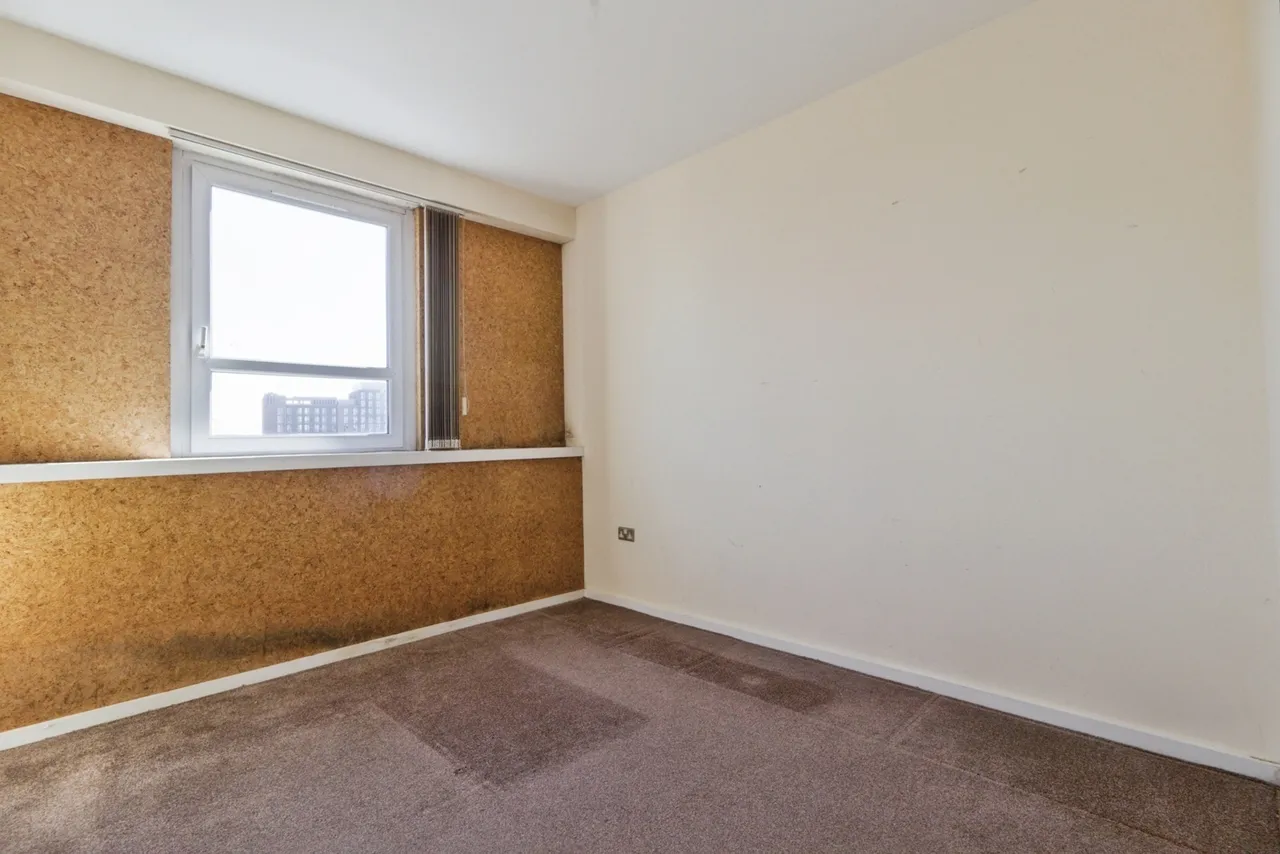 Calderwood Street, London, SE18, photo 12