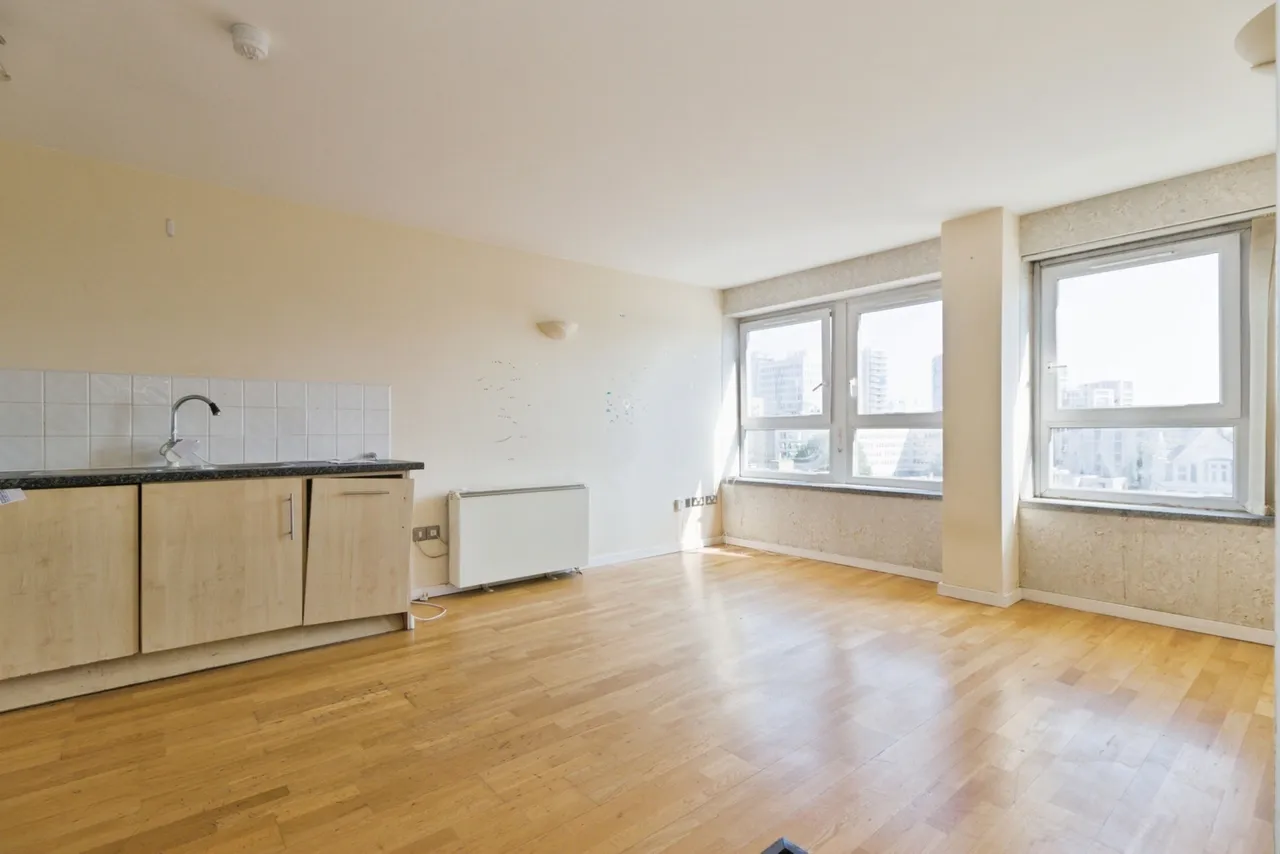 Calderwood Street, London, SE18, photo 2