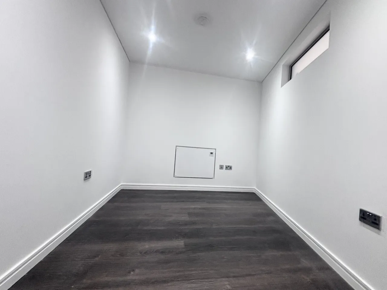Elmsley House, Aylesbury, HP19, photo 6