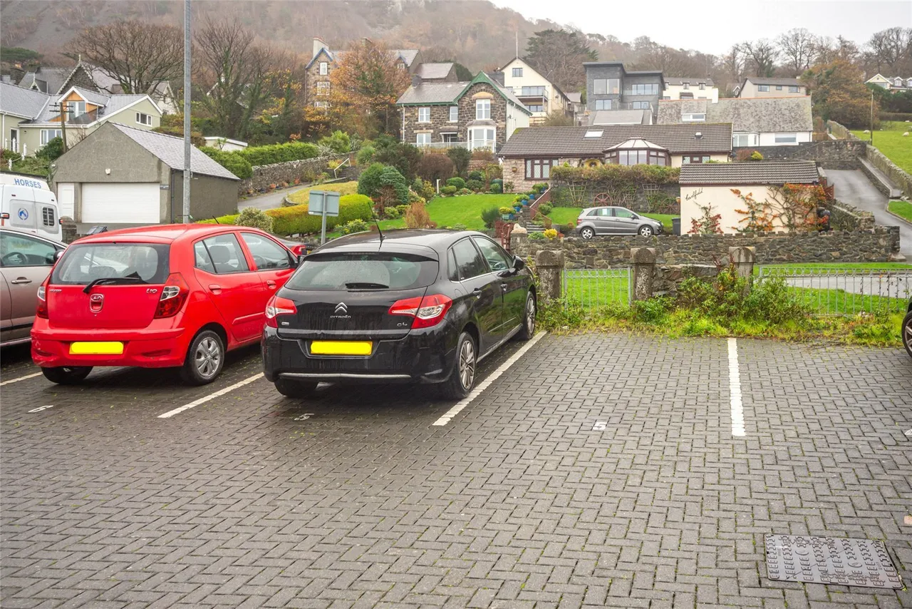 Penmaenmawr Road, Llanfair, photo 15