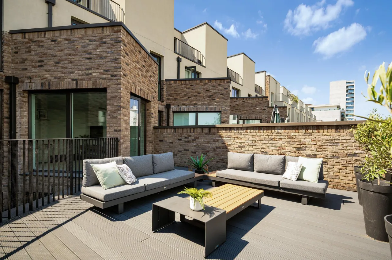 Starboard Way, Royal Wharf, E16, photo 12