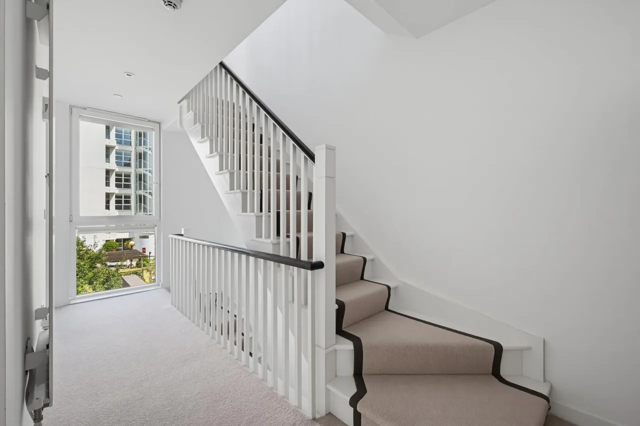 Starboard Way, Royal Wharf, E16, photo 7
