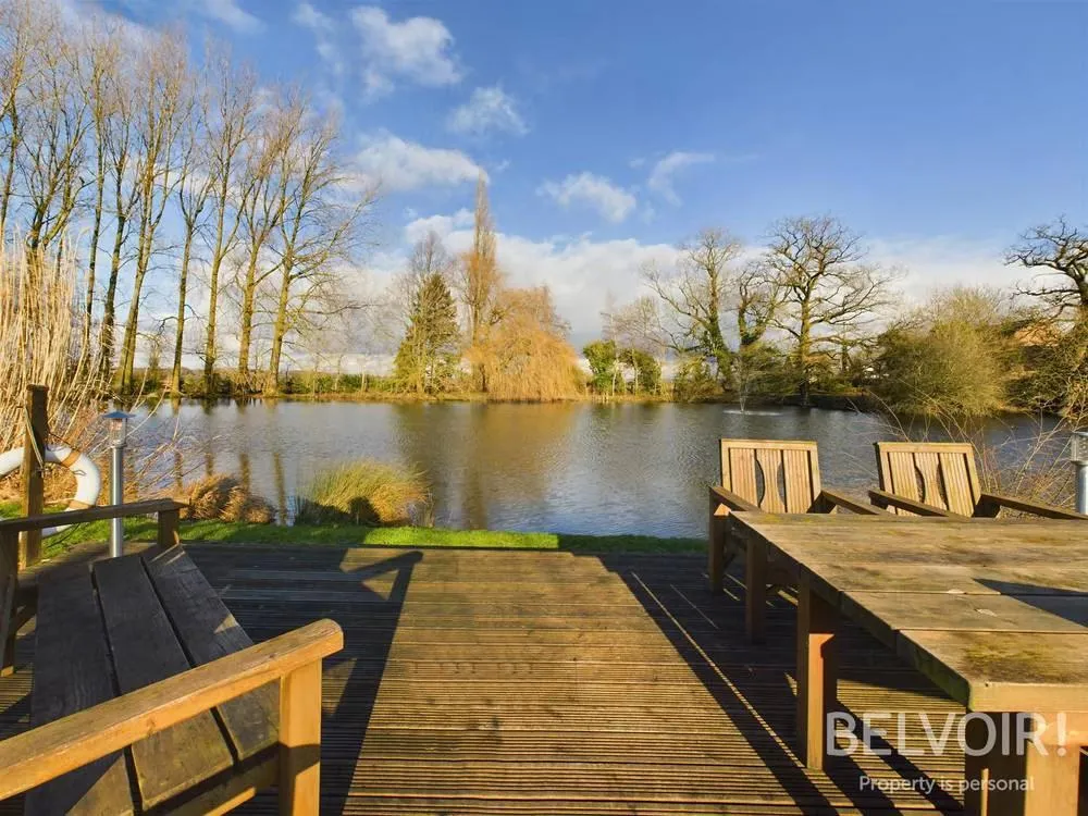 Lakesedge, Stone, ST15, photo 4