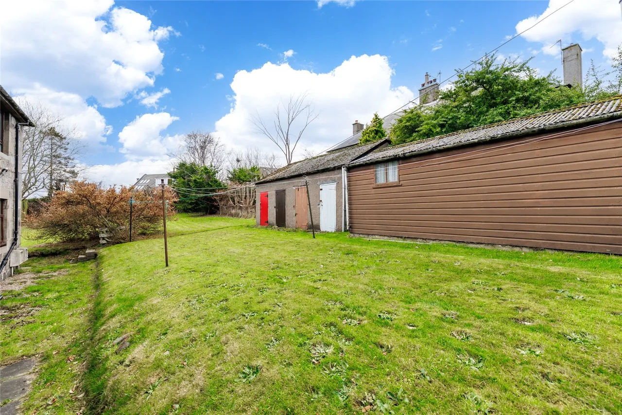 Hutcheon Gardens, Bridge of Don, AB23, photo 17