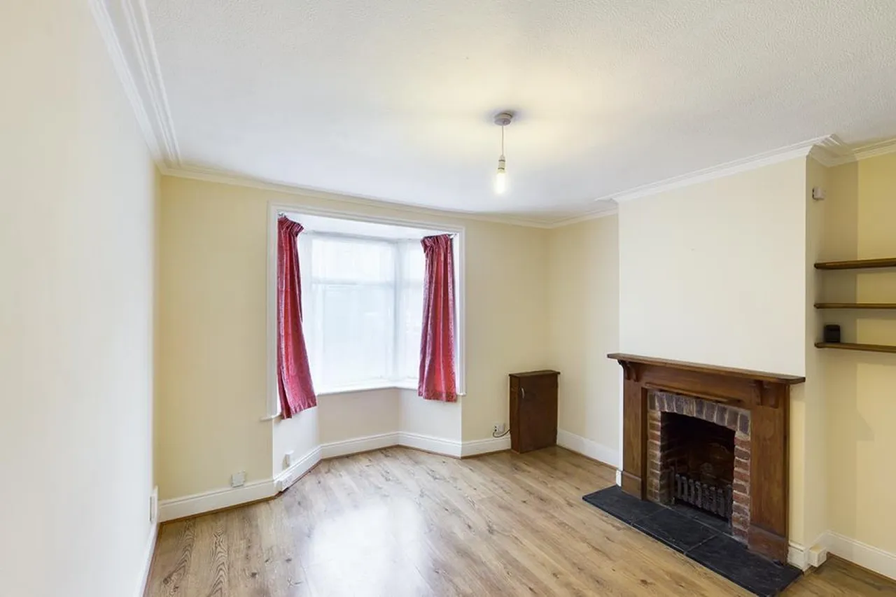 Aberdeen Road, SO17, photo 3