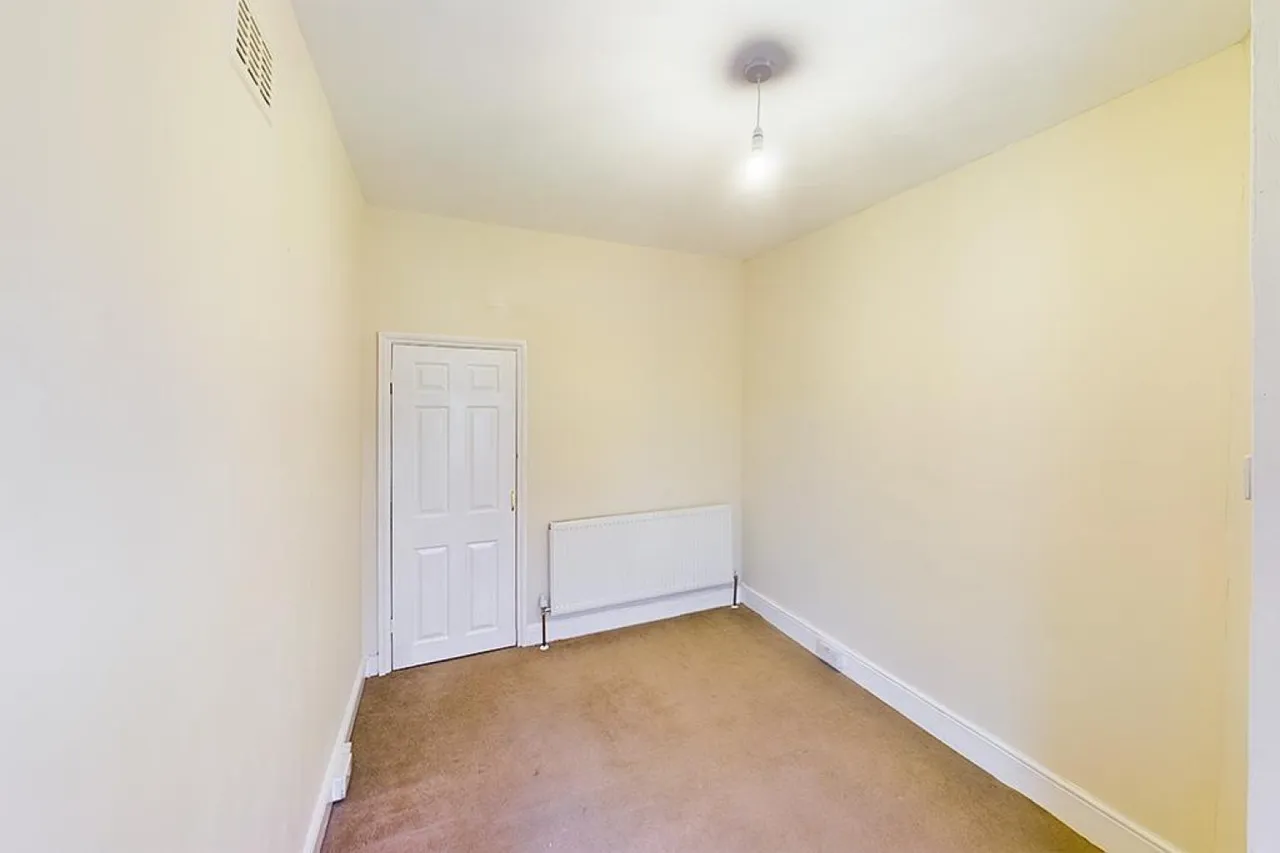 Aberdeen Road, SO17, photo 12