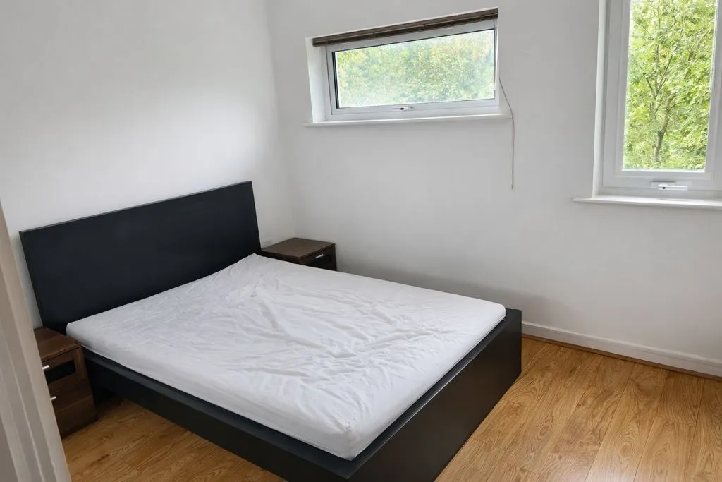 Brunel Court Green Lane, Edgware HA8 8YT, photo 7