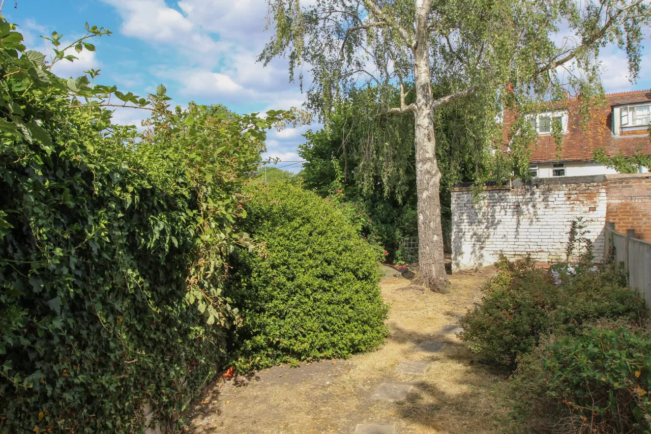 Nursery Terrace, Hook Road, North Warnborough, RG29 1ER, photo 15