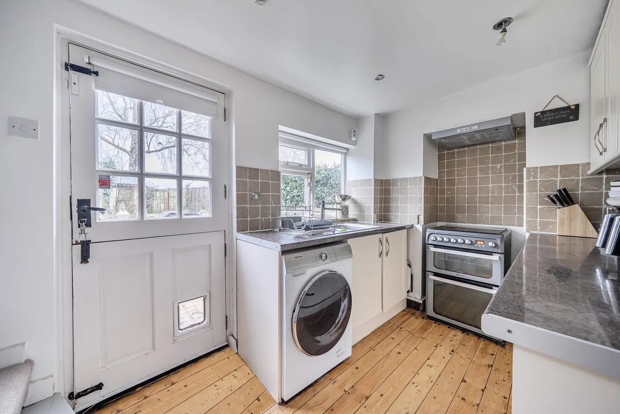 Nursery Terrace, Hook Road, North Warnborough, RG29 1ER, photo 8