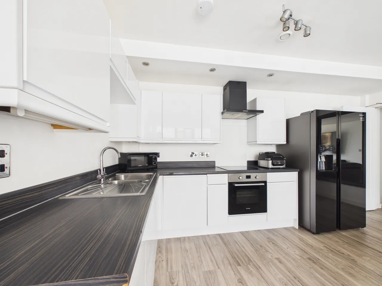 Apartment 26, The Clarence Clarence Parade, Cheltenham, GL50 3NY, photo 3