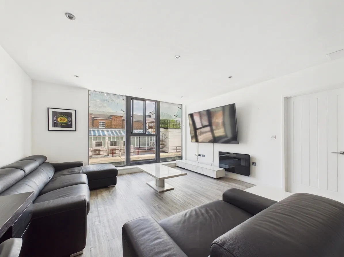 Apartment 26, The Clarence Clarence Parade, Cheltenham, GL50 3NY, photo 2