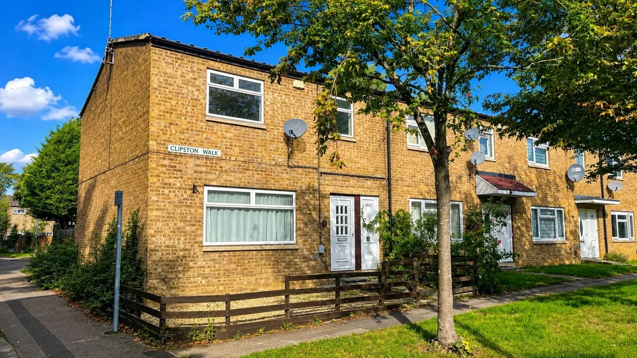 3 bed house for sale, Clipston Walk, Peterborough, PE3