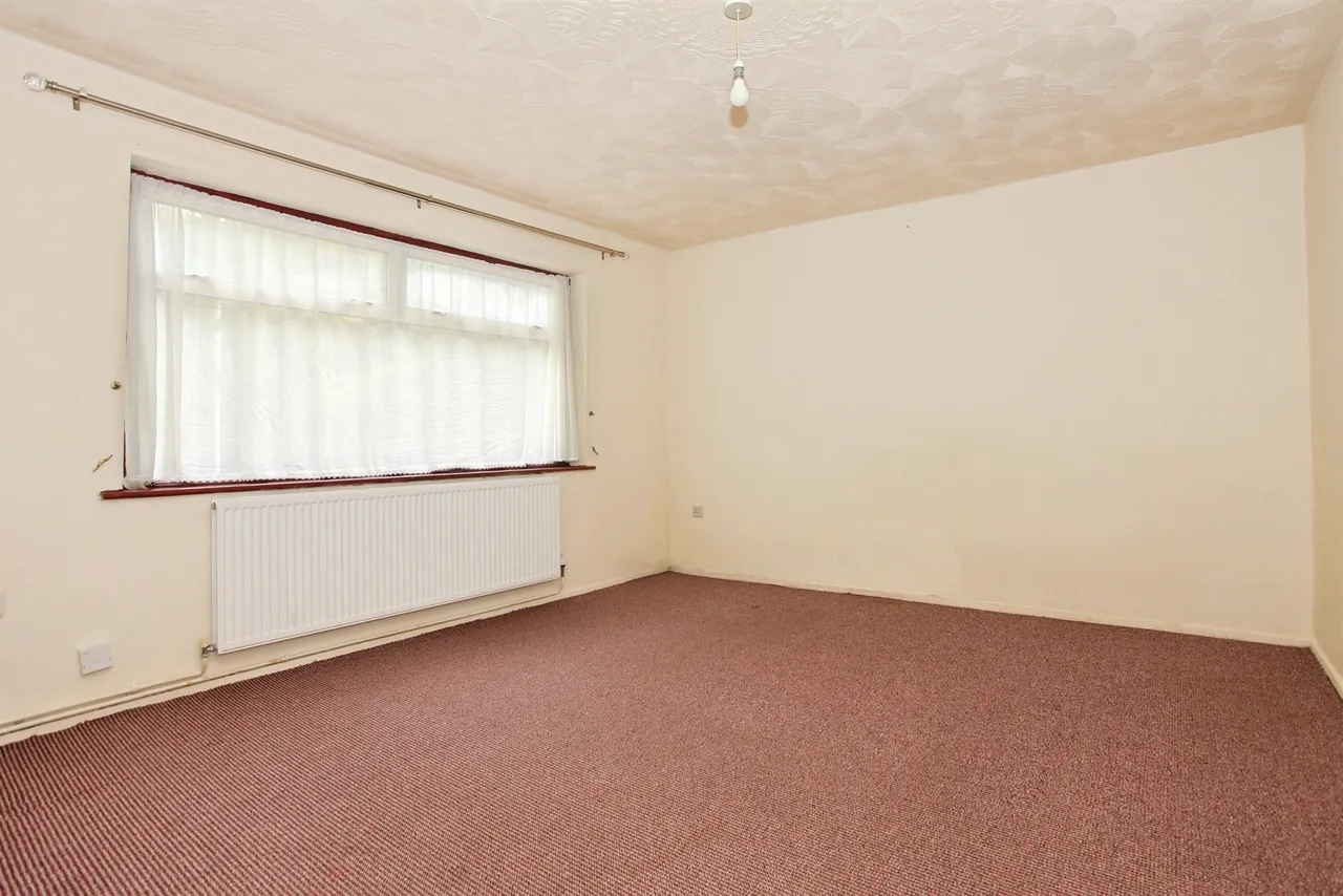 Clipston Walk, Peterborough, PE3, photo 3