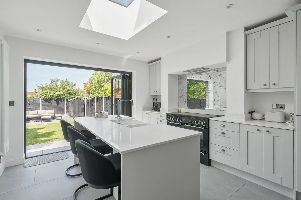Bowling Road, Ware, SG12, photo 9