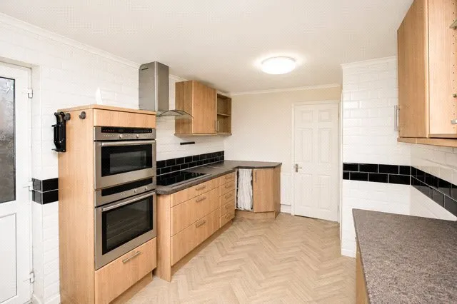 Kestrel Close, Lammack, BB1, photo 7