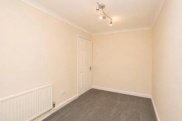 Kestrel Close, Lammack, BB1, photo 12