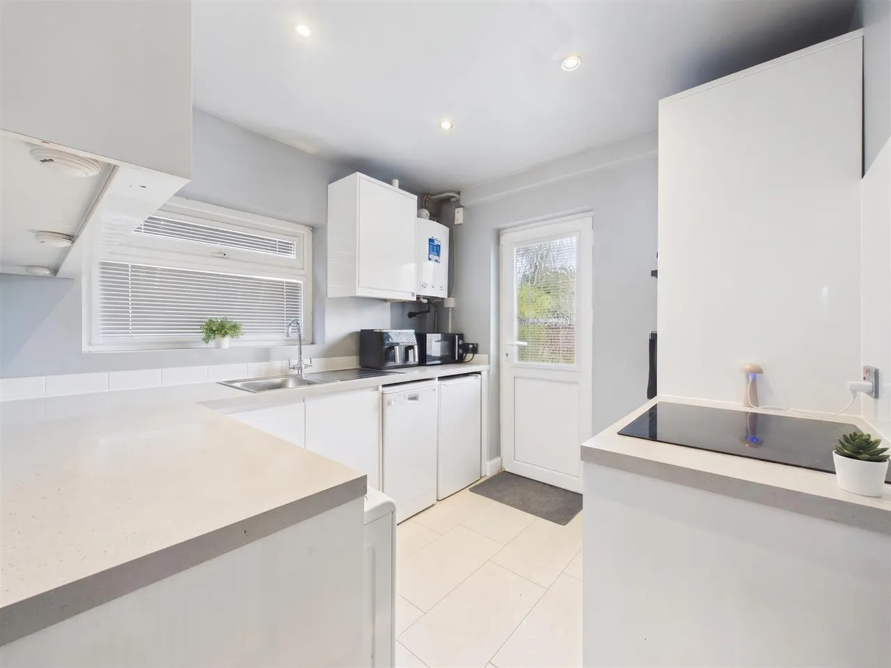 Hillcroft Crescent, Ruislip, HA4 9HL, photo 5